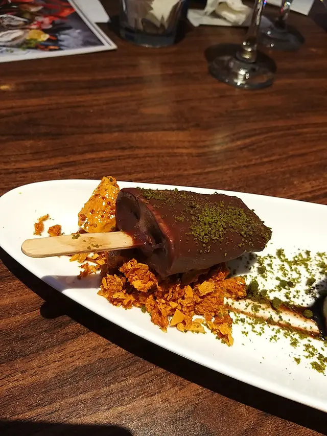 焦糖果仁朱古力雪條