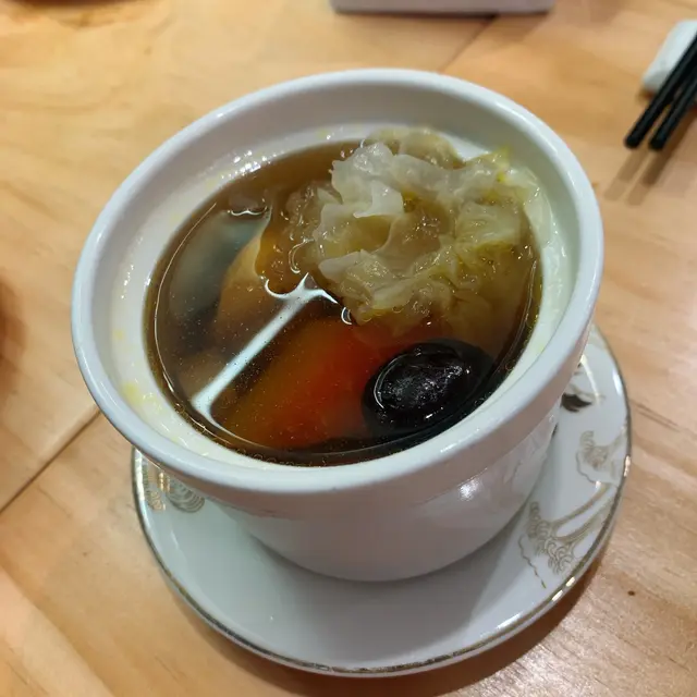 鮮雪耳牛蒡紅棗燉木瓜