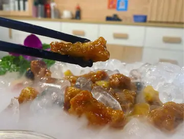 冰鎮咕嚕肉