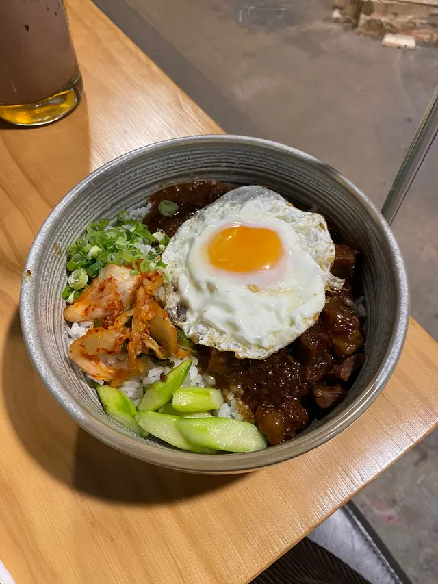 黯然銷魂安格斯滷肉飯