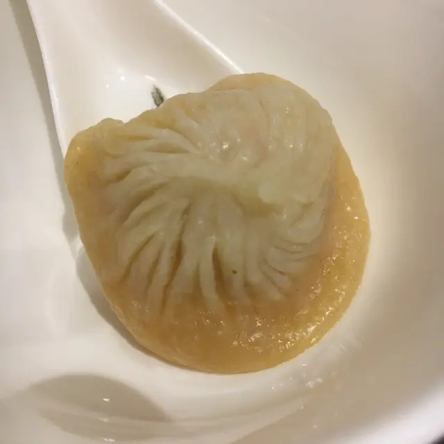 蟹粉小籠包