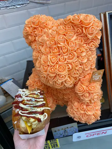 流心芝蛋拉絲吐司