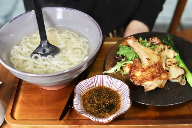 半隻照燒春雞配帆立貝配白飯