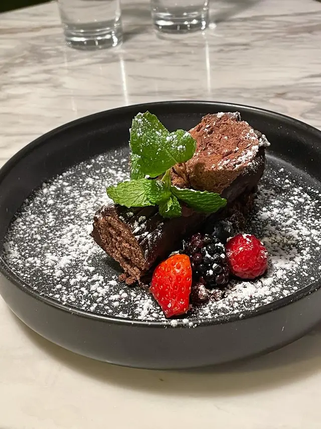 濃滑朱古力樹頭蛋糕