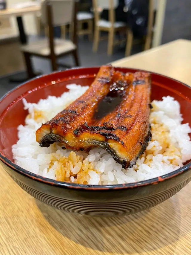 鰻魚丼