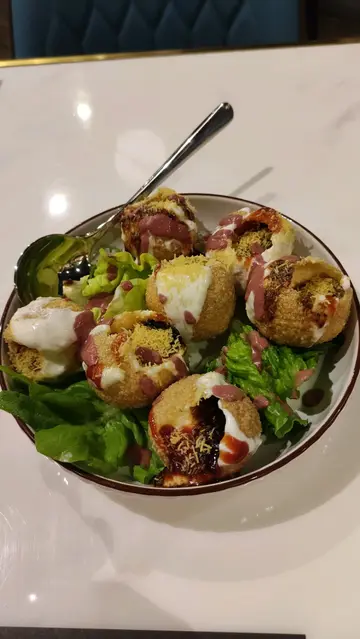 Dahi Golgappe