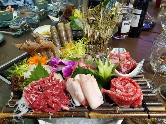 人少可點這拼盤，精選👍🏻