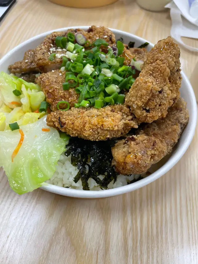 蜜汁紫菜排骨便當