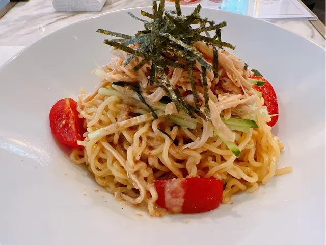 柚子芝麻醬雞絲冷麵