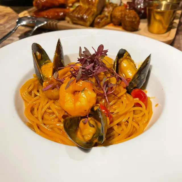 龍蝦汁海鮮意大利麵