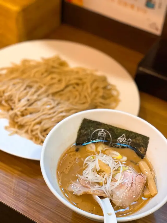 原味豚骨湯沾麵配花椒麵