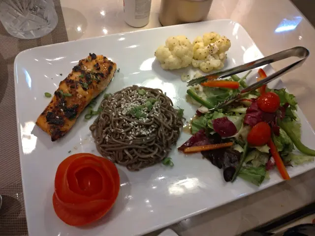 miso salmon with soba noodles and broccoli (half)
