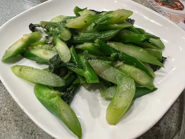 芥蘭好嫩，好甜😋