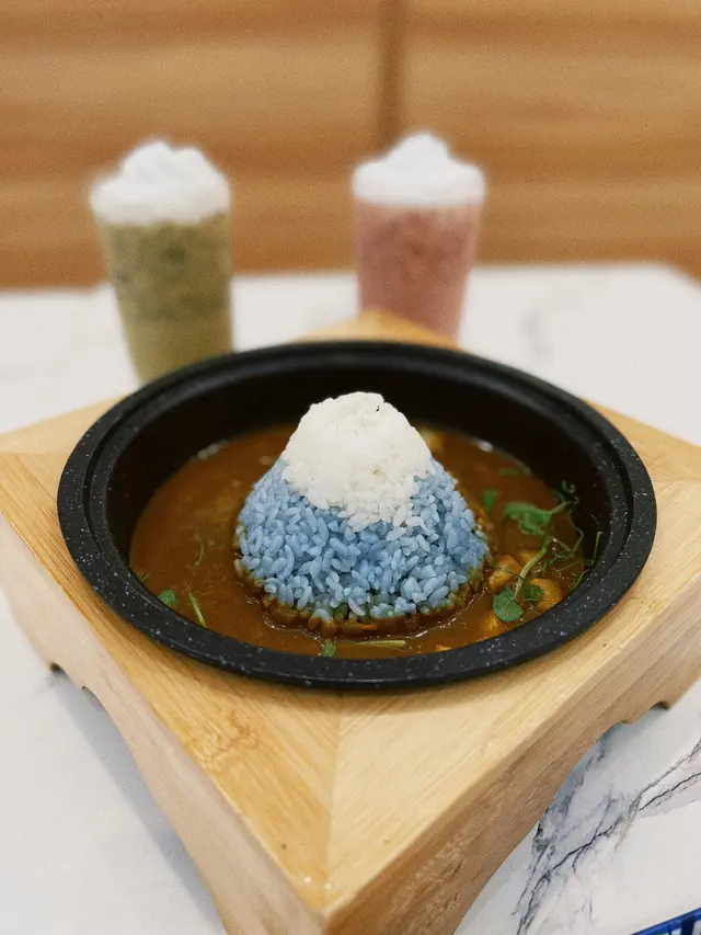 富士山石鍋飯 (吉列素豬扒)