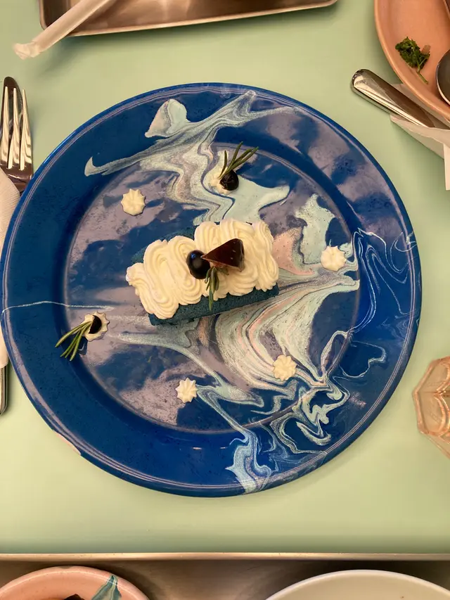 沖繩紫薯芋泥配無花果夾心蛋糕卷