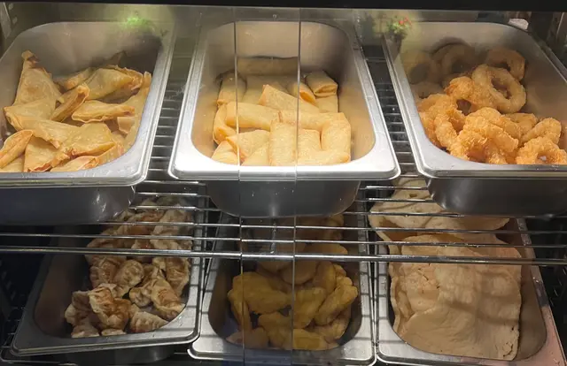 炸物✨(蝦片 • 咖哩角 • 春卷 • 麥樂雞)