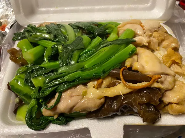 良心💛超多餸既三餸飯