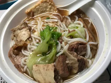 三餸車仔麵