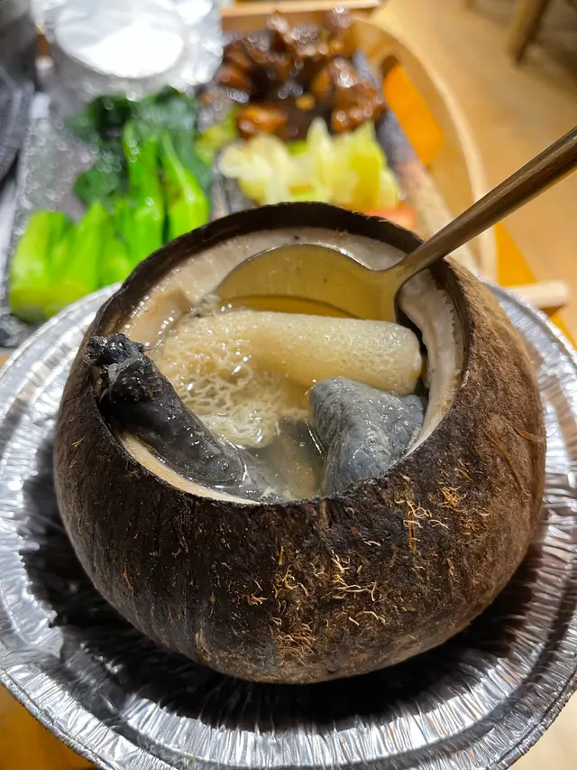 織金竹笙烏雞椰小盅