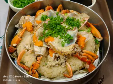 蒸膏蟹糯米饭