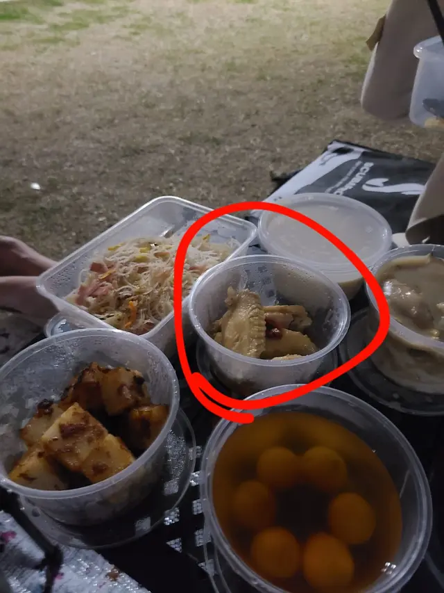 蒜香麻辣雞翼尖