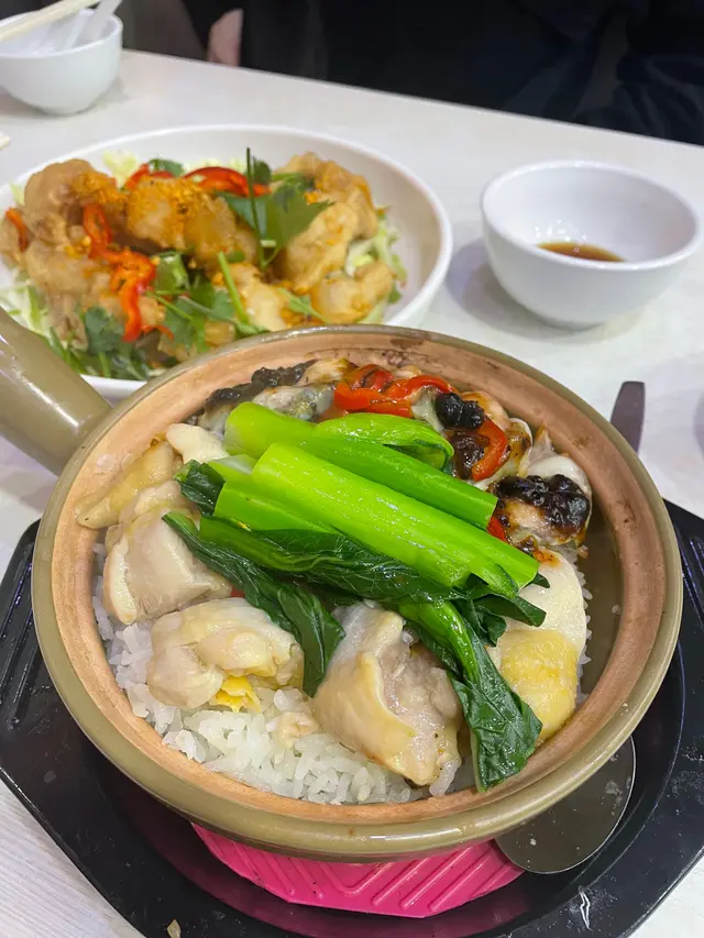 白鱔滑雞煲仔飯