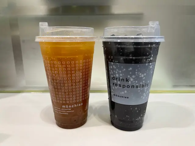 金菊龍珠果配氣泡水   &  黑莓活性碳配氣泡水