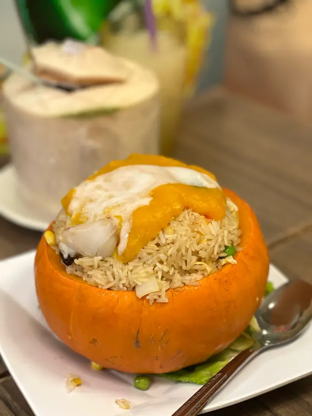 南瓜焗海鮮飯