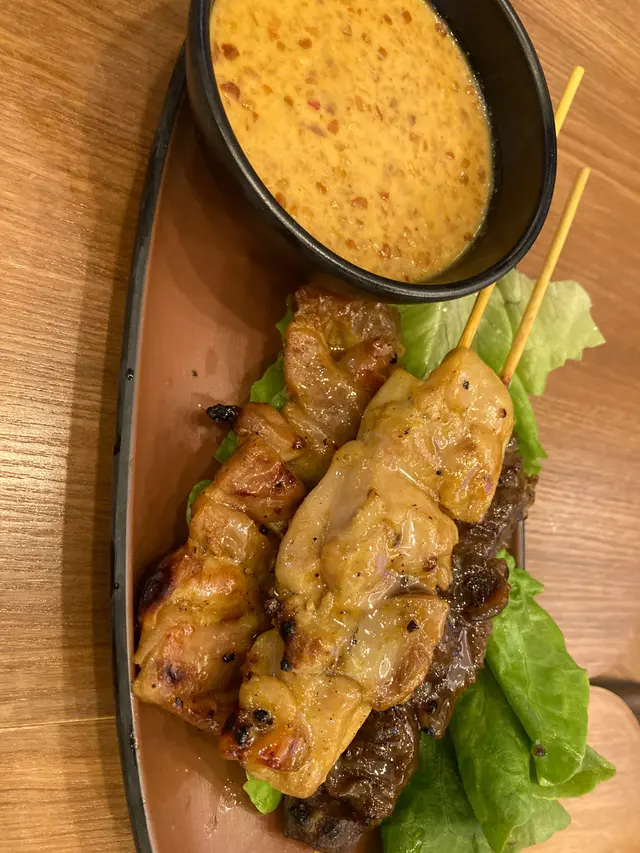 雞、牛、豬串燒