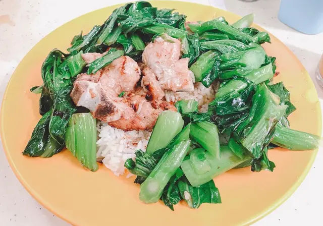 菜心豬排飯