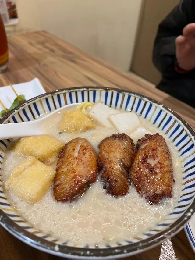 南乳雞翼湯麵