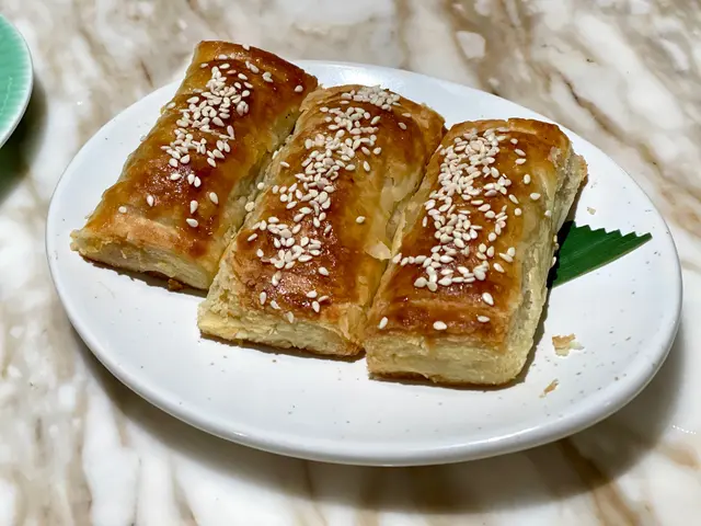 遠年陳皮叉燒酥