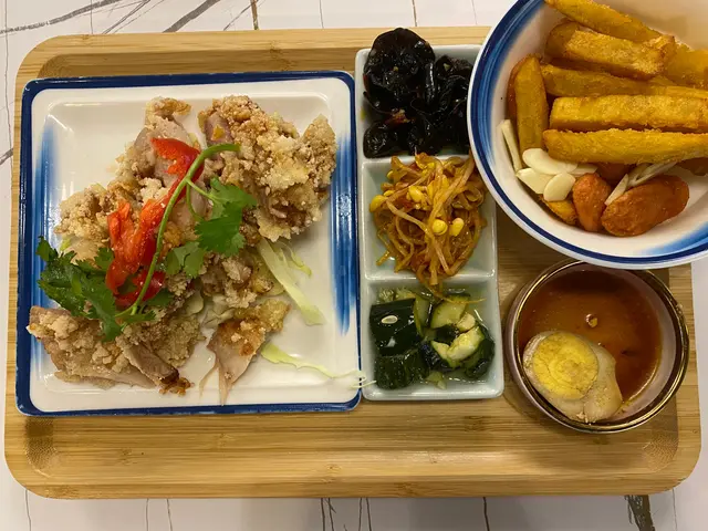 雞排係凍嘅！其他配菜都好乾