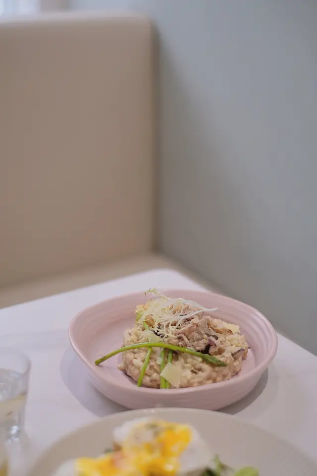 呢個飯超級推薦  真係好好食😍  好香好濃又唔會溜  仲好多蟹肉同材料👍🏾👍🏾👍🏾👍🏾👍🏾👍🏾👍🏾