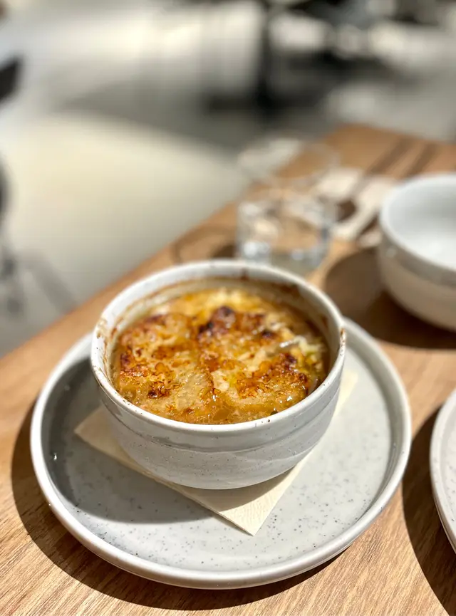 Red  onion  and  oxtail  soup