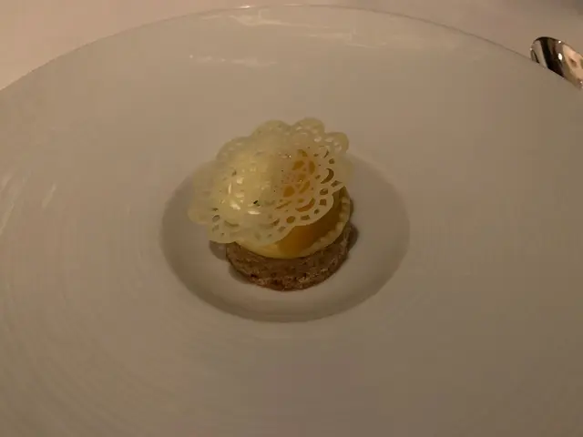 I  like  the  combination,  both  taste  and  layering.  