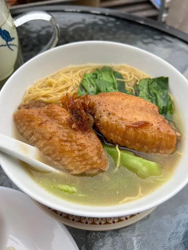 雞翼蝦子麵