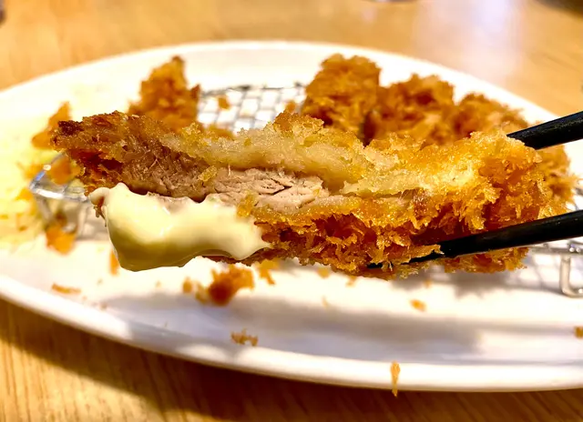 👉比⭐️⭐️因為塊豬扒起碼脆口