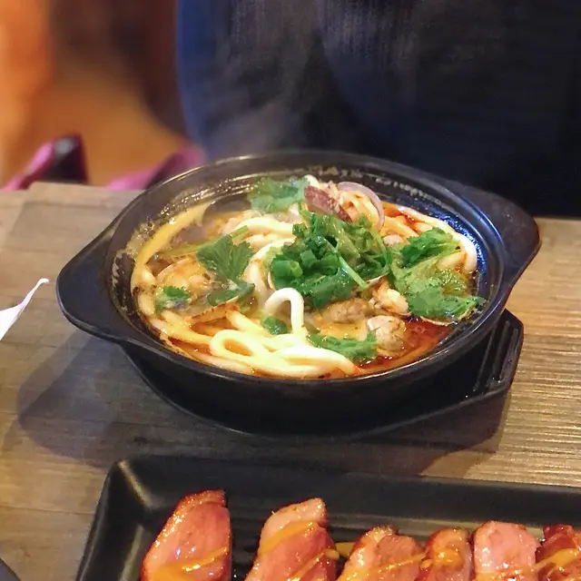 花雕醉蜆配烏冬