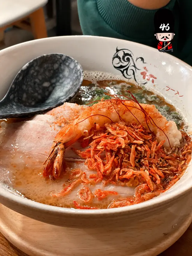 海老湯底慢煮叉燒拉麵