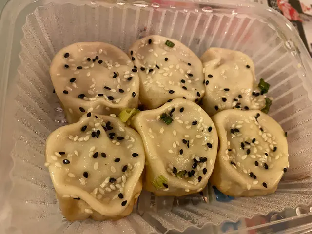 經過一輪車程,包的底部仍然脆!