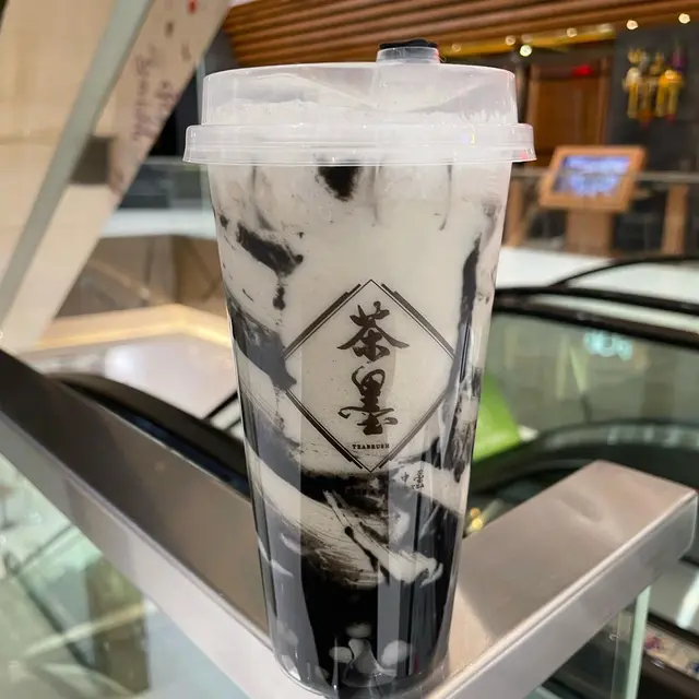 麻糬芝麻烏龍鮮奶茶