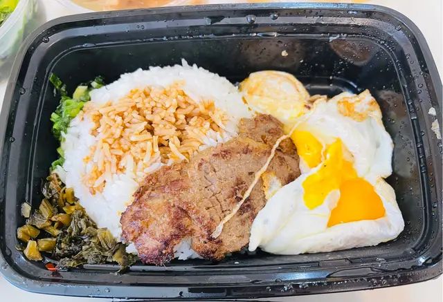 雙蛋豬扒飯 (太陽蛋)