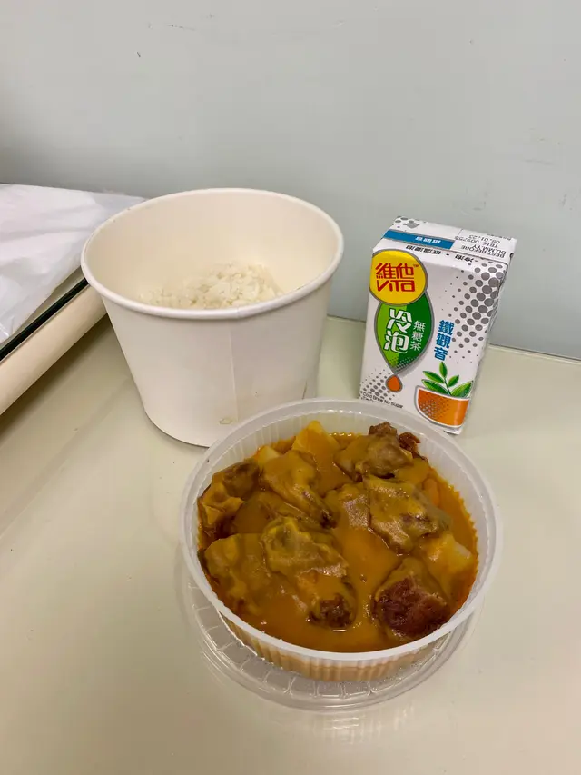 咖喱牛腩飯