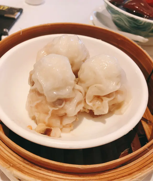 蛋皮緊緻,夾起來唔會散,師傅搓蛋皮同火候掌握得好好