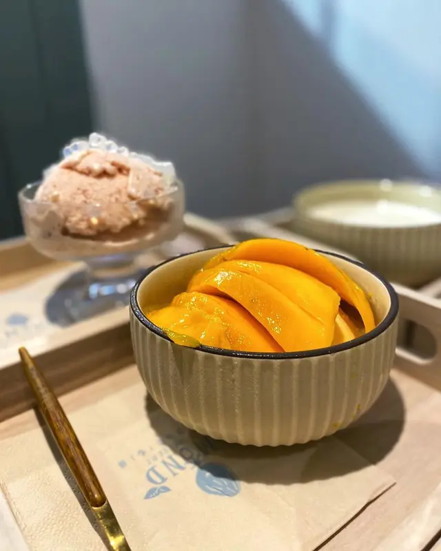 芒果奶昔雙皮奶