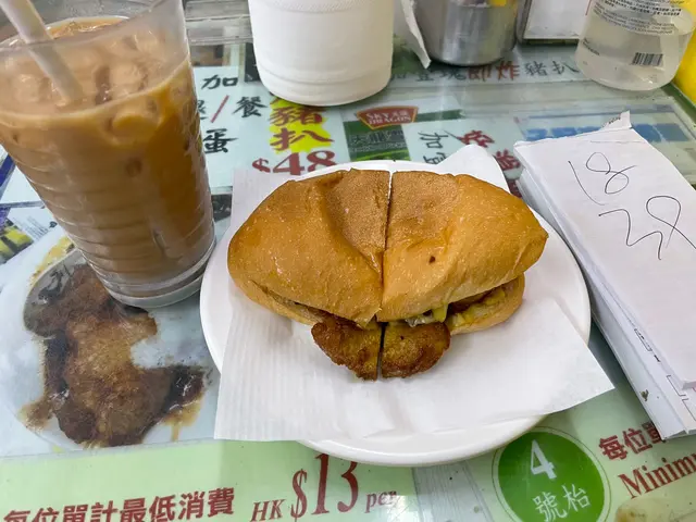 豬扒包
