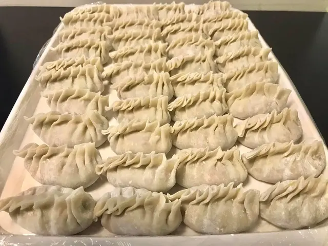 午市特別推介各種風味套餐配無味精老火湯