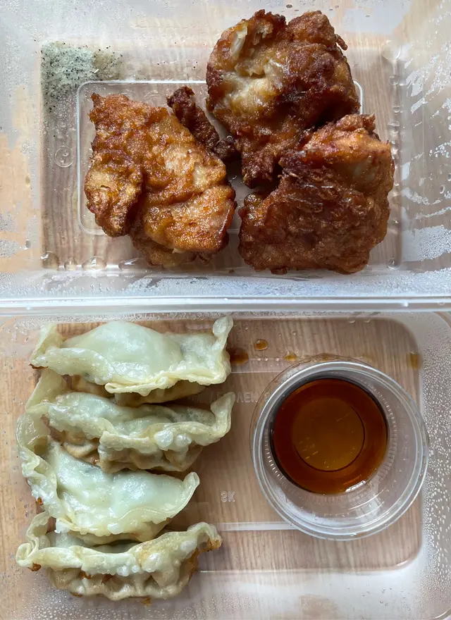 小食：唐揚炸赤雞+日式餃子