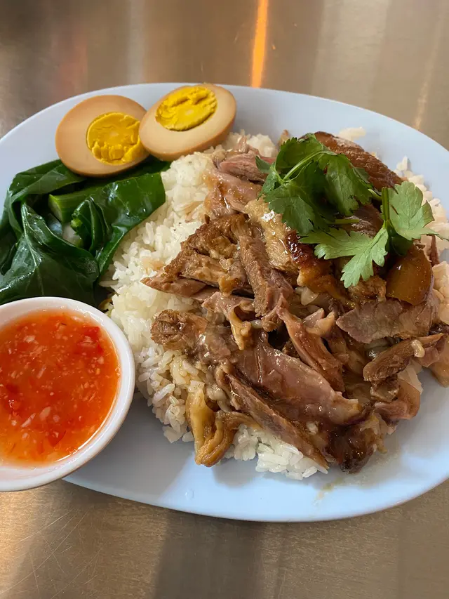 泰式無骨豬手飯